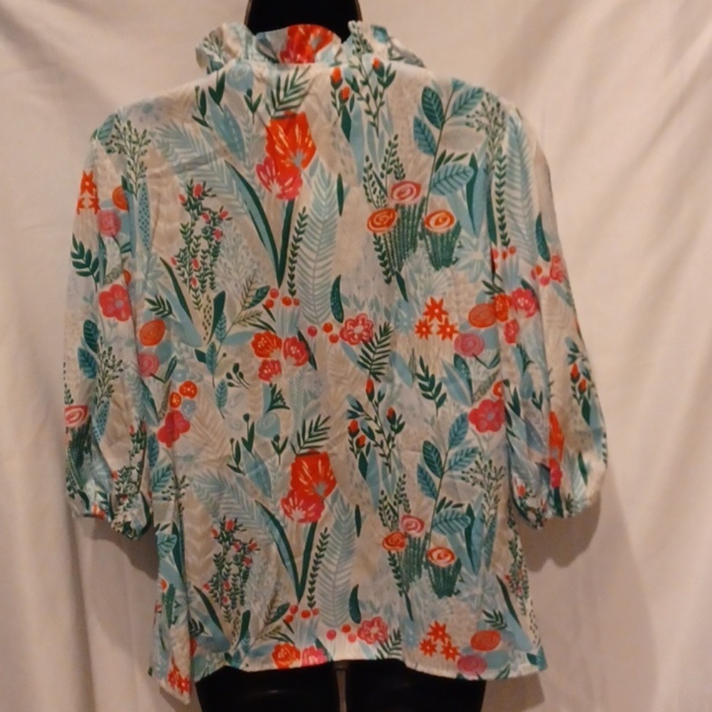 Camisa Green Floral Notch Neck Top Size M - Picture 4 of 5